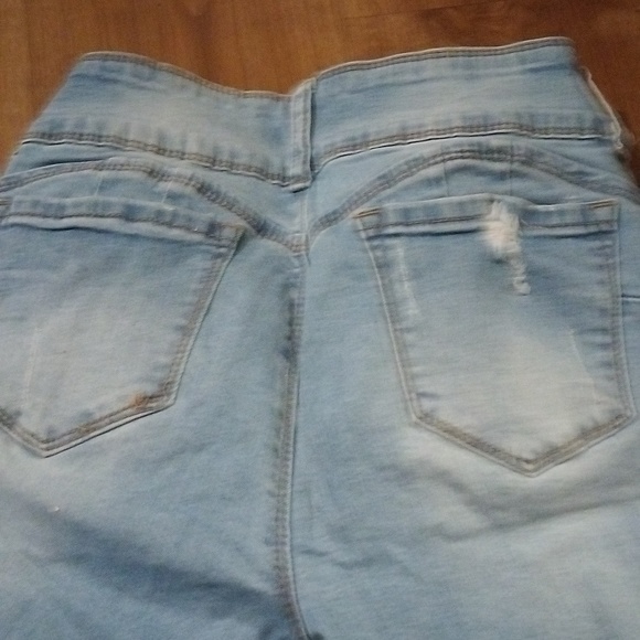 Jeans - Picture 3 of 3